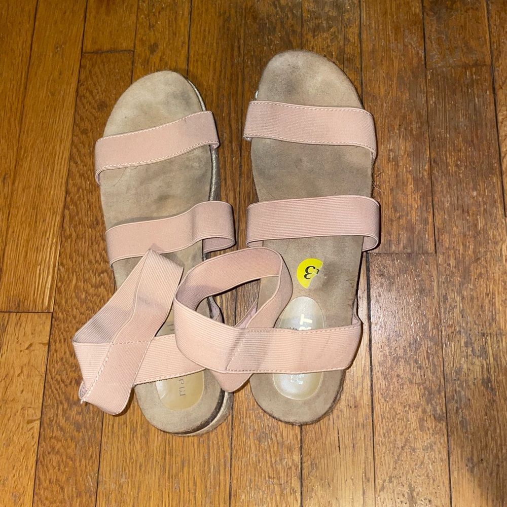 Platform Sandals - Picture 2 of 4